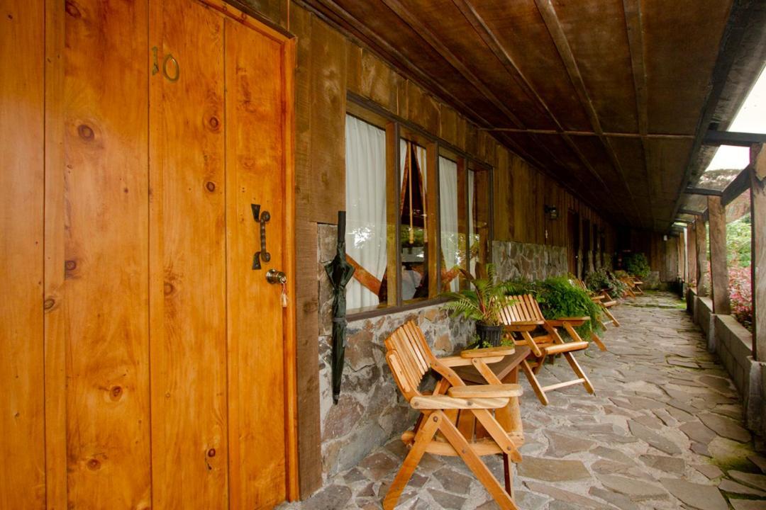 Poas Volcano Lodge Vara Blanca  エクステリア 写真